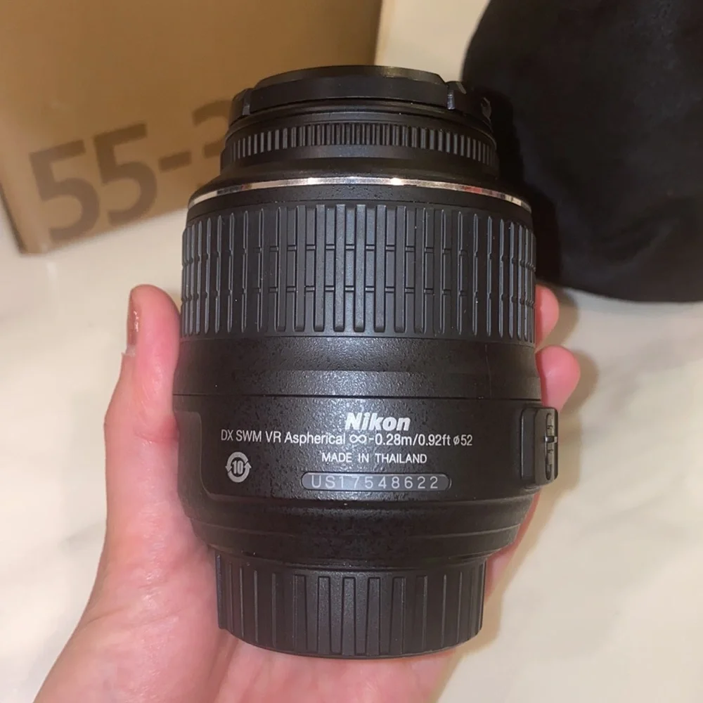 Nikon Nikkor AF-S DX NIKKOR 18-55mm f/4.5-5.6G ED VR Compact Telephoto Lens